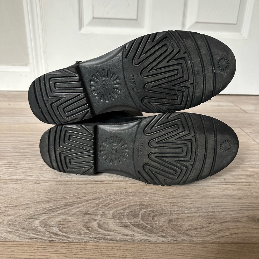 Ugg Romely Short Boot Black - Picture 5 of 6